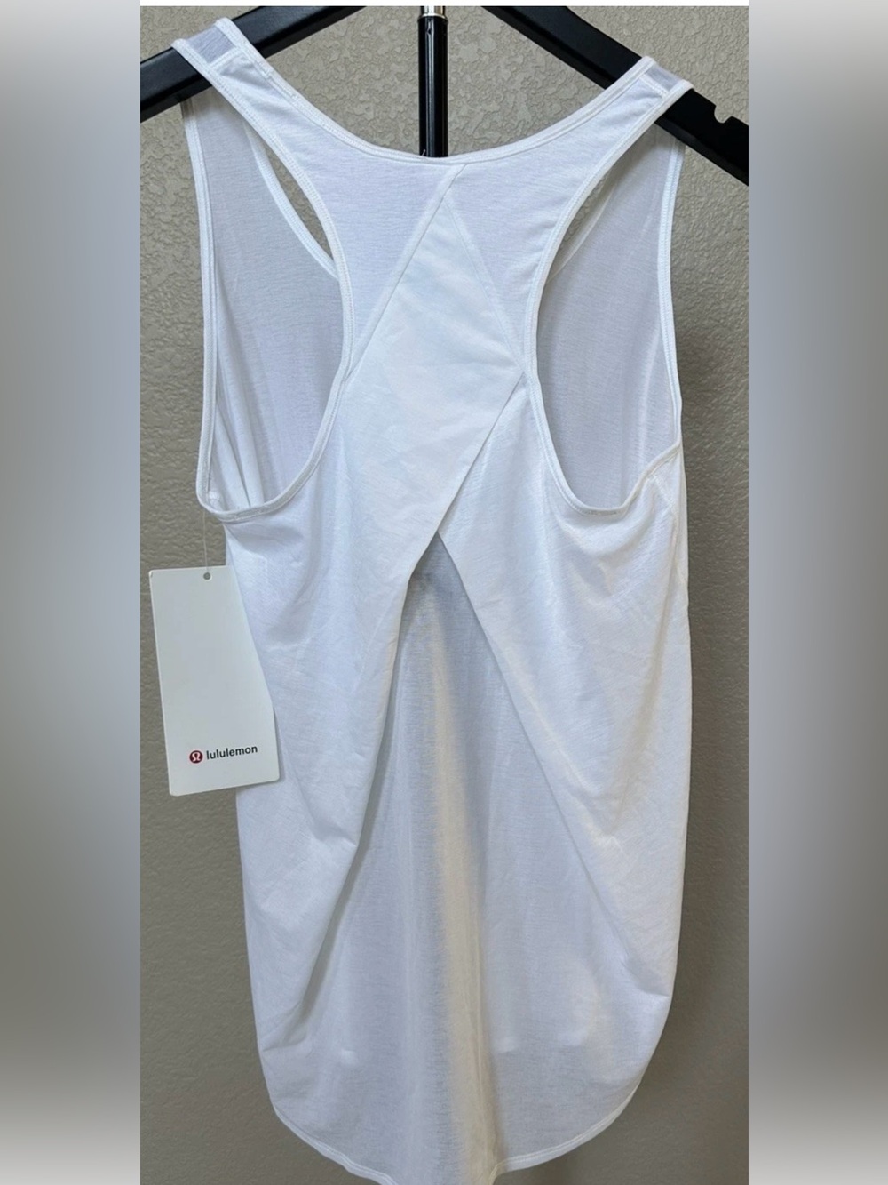Lululemon Essential Tank Racerback PLEATED• WHITE• NWT•Size 2 - Picture 14 of 14